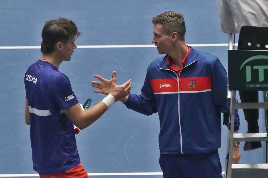 Jakub Menšík a Tomáš Berdych v českém daviscupovém týmu.