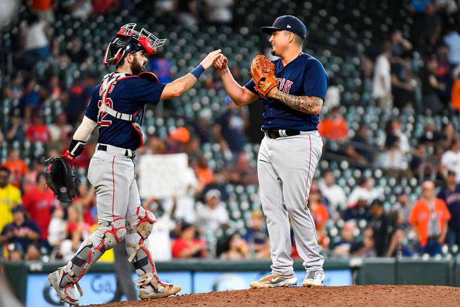 Los Red Sox arrollan a los campeones Astros en las Grandes Ligas béisbol