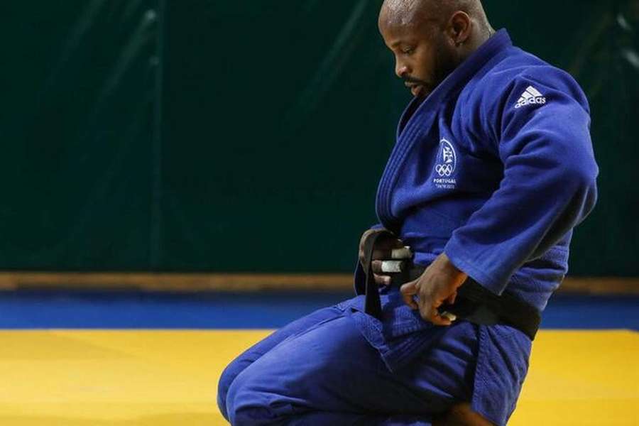 Jorge Fonseca foi derrotado por ippon ao fim de 03.27 minutos