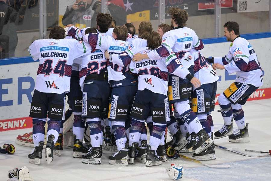 Nach der Meisterschaft ist vor der Titelverteidigung für die Eisbären Berlin.