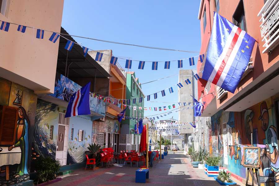 Praia, capitale de Cabo Verde, parée pour l’occasion