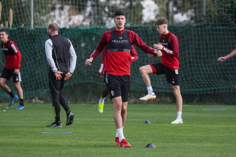 Stipe Perica vine la Dinamo