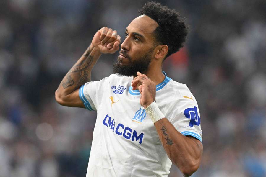 El delantero Pierre-Emerick Aubameyang vuelve al Marsella