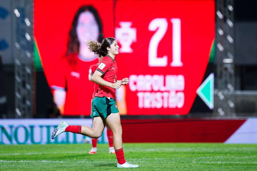Carolina Tristão em estreia na seleção principal Carolina Tristão em estreia na seleção principal