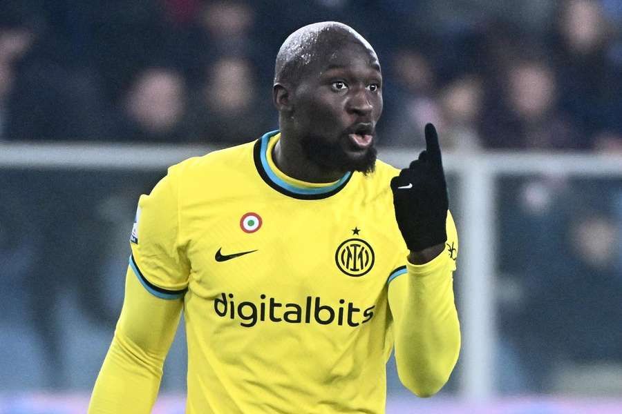 Lukaku si v utkání proti Sampdorii vjel do vlasů se svým spoluhráčem.