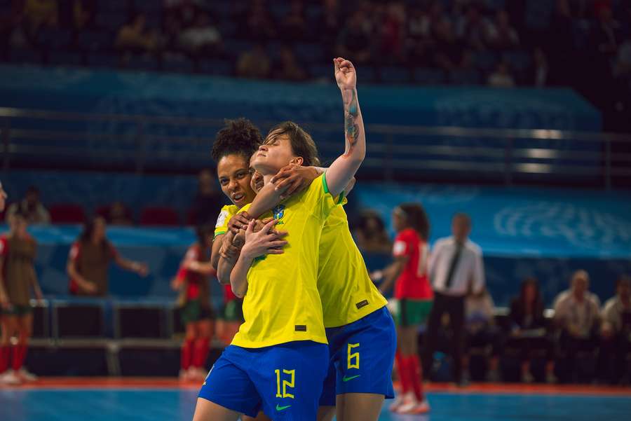 Brasil foi superior a Portugal na final do Mundial Brasil foi superior a Portugal na final do Mundial