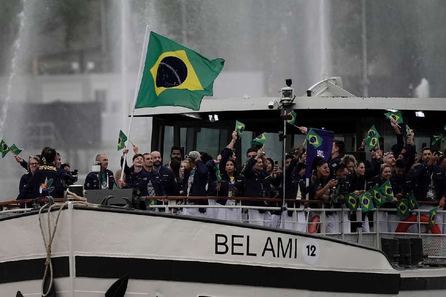 Delegação do Brasil durante a cerimônia de abertura dos Jogos Olímpicos