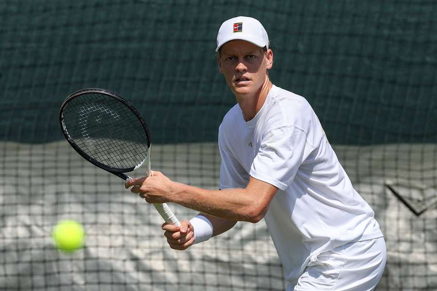 Sinner la antrenament la Wimbledon