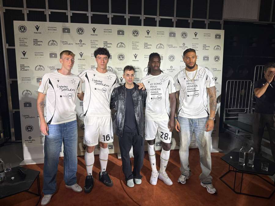I giocatori dell'Udinese in posa