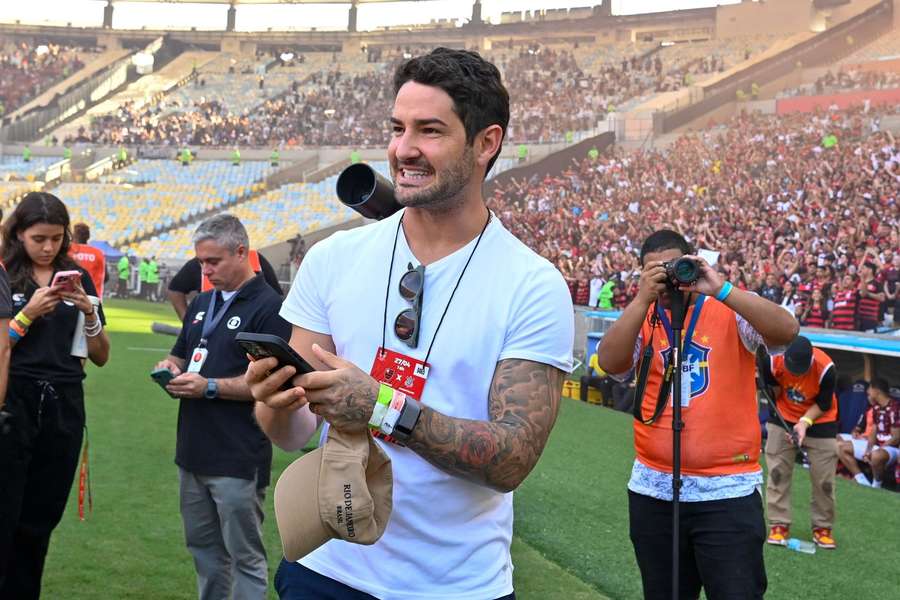 Alexandre Pato com um novo caminho de carreira