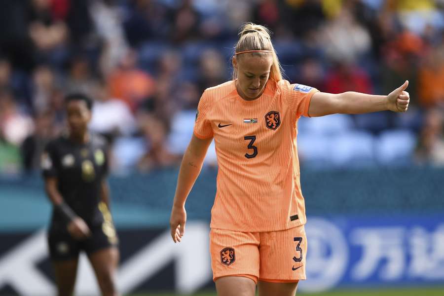 Stefanie van der Gragt is een van de speelsters die afscheid gaat nemen van de Oranje-supporters