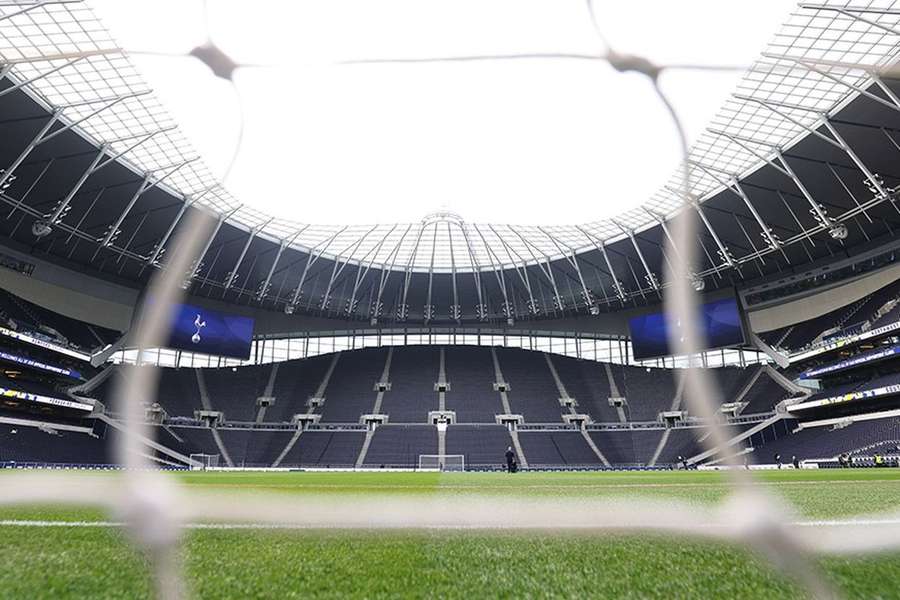 Tottenham afirma ter sido pego de surpresa