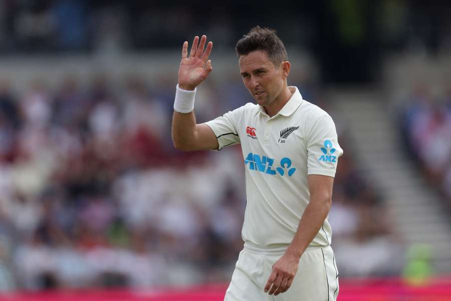 Boult released from New Zealand central contract