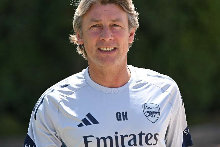 Heinze joins Arsenal training for first time