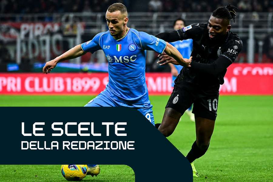 Stanislav Lobotka e Rafa Leao durante la sfida tra il Milan e il Napoli dello scorso mese di febbraio