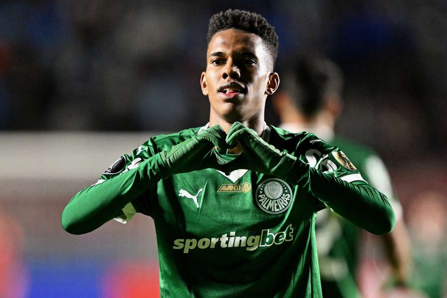 Estêvão marcou contra Bolívar no dia em que completou 18 anos