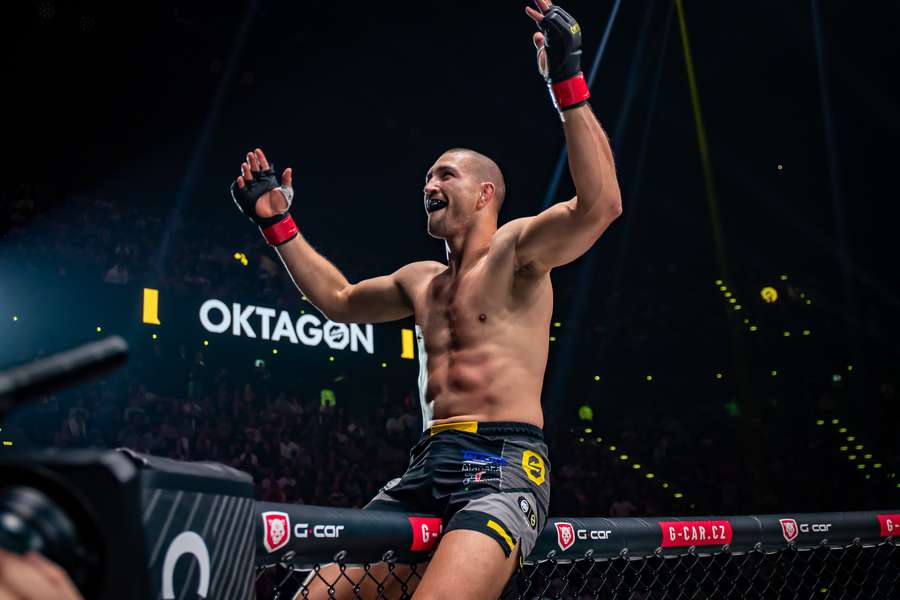 Paradeiser může ovládnout další divizi. Paradeiser může ovládnout další divizi.