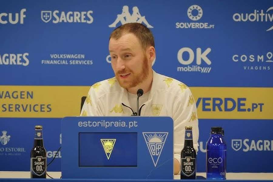 Ian Cathro, treinador do Estoril