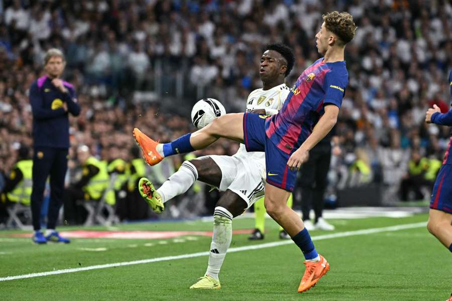 Das Clásico hat begonnen Das Clásico hat begonnen