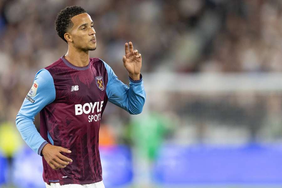 Mukasa on target as West Ham beat Wolves