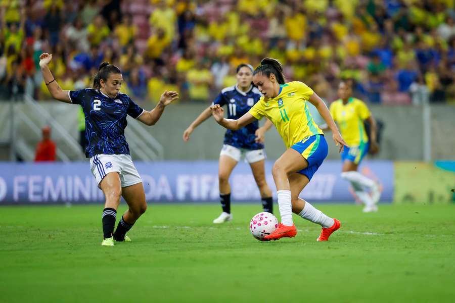 Brasil não perde, mas não sai com saldo positivo de Data Fifa contra Argentina Brasil não perde, mas não sai com saldo positivo de Data Fifa contra Argentina