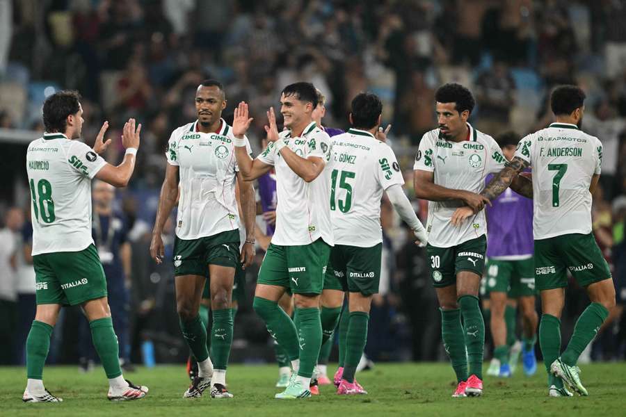 Palmeiras sacó un buen resultado del Maracaná Palmeiras sacó un buen resultado del Maracaná