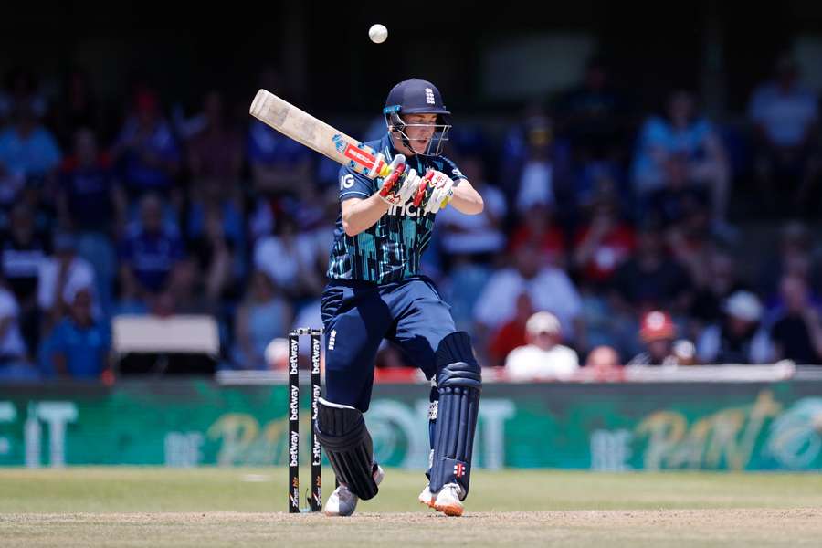 Brook and Buttler lead England to commanding total in second ODI