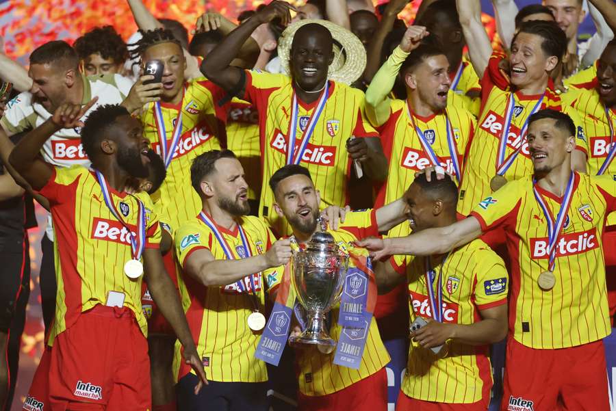 Adrien Thomasson deixou o Lens a custo zero