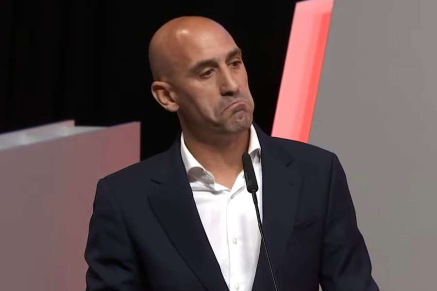 Luis Rubiales kündigt seinen Rücktritt als Präsident an