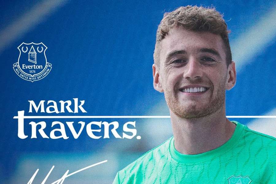 Travers assina pelo novo clube