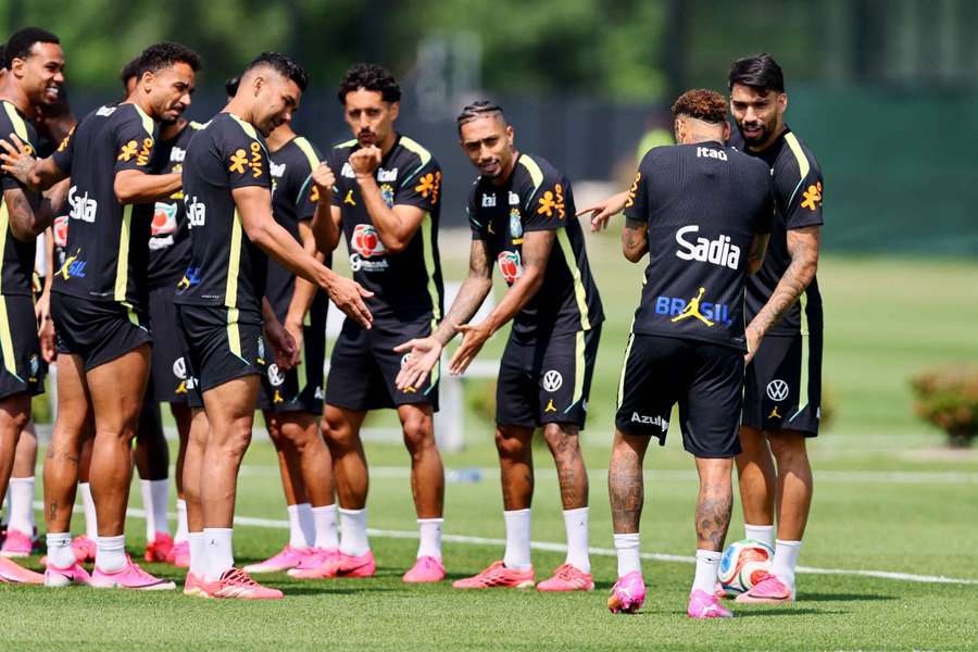 Neymar no treino do Brasil Neymar no treino do Brasil