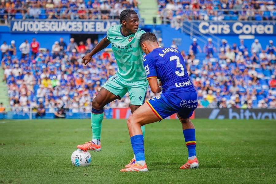Barcelona, Real Madrid target Eyong: Chelsea would be a dream Barcelona, Real Madrid target Eyong: Chelsea would be a dream