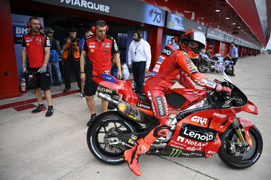 Marc Marquez entra in pista durante le prequalifiche del GP d'Argentina