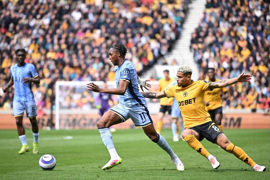 Mathys Tel, jugador del Tottenham