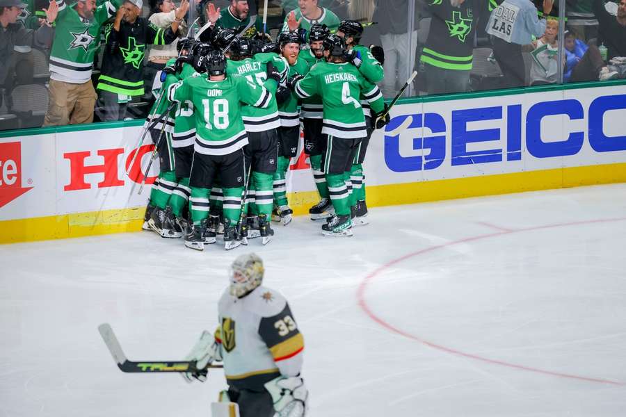 Stars postawili się Golden Knights i wygrali po dogrywce