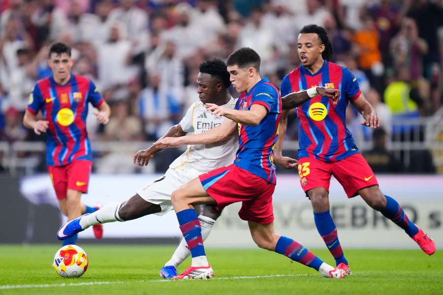 Il Barcellona punta a vincere matematicamente la Liga nel Clasico contro il Real Madrid
