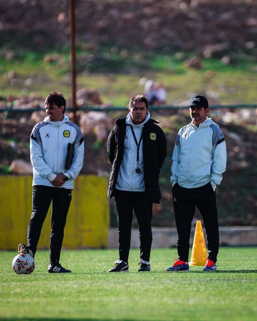 Al-Hussein está impossibilitado de realizar treinos em campo aberto