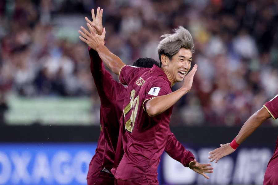 Yuya Osako of Vissel Kobe celebrates after scoring a goal against Jeonbuk Motors