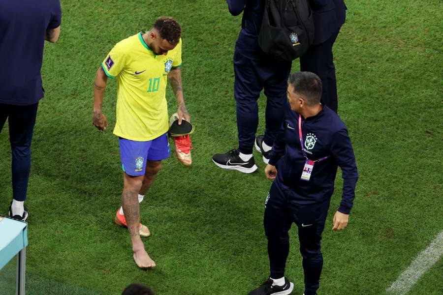 Neymar's ankle looked very swollen after he had been subbed off