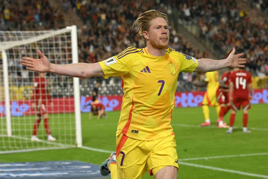 De Bruyne rescata la victoria para Bélgica en el minuto 88 ante Gales