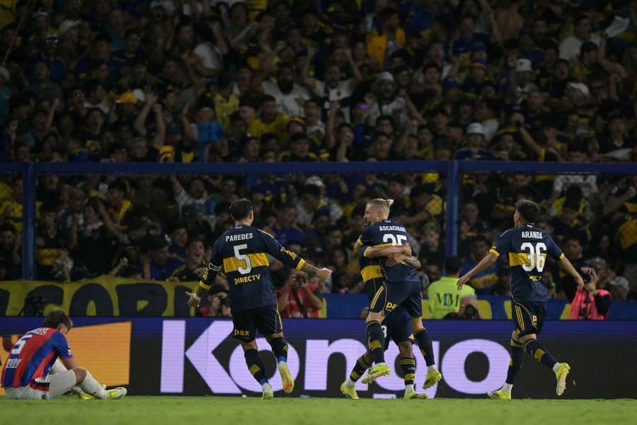 Boca Juniors celebra un gol