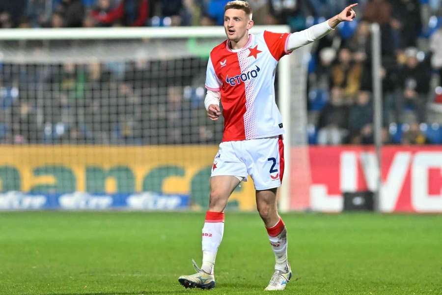 Chaloupek otevřel skóre duelu. Chaloupek otevřel skóre duelu.