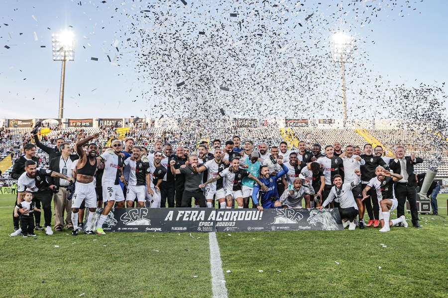 O clube de Faro assegurou o regresso à Liga após dois anos de ausência