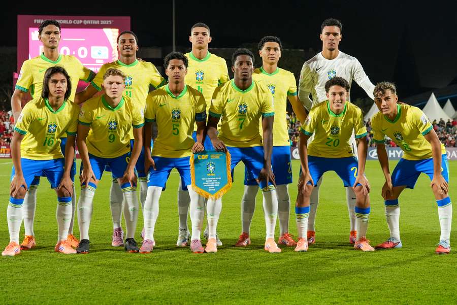Brasil busca vaga na grande decisão da Copa do Mundo Sub-17 nesta segunda-feira (24)