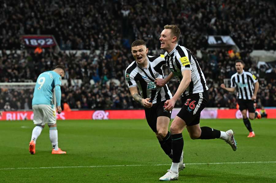 Sean Longstaff foi o herói do Newcastle