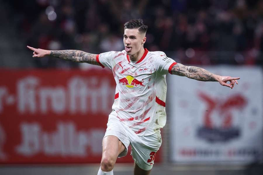 Arsenal se rozhodl jít po Šeškovi. Zádrhel je cena dvě miliardy i způsob plateb za přestup