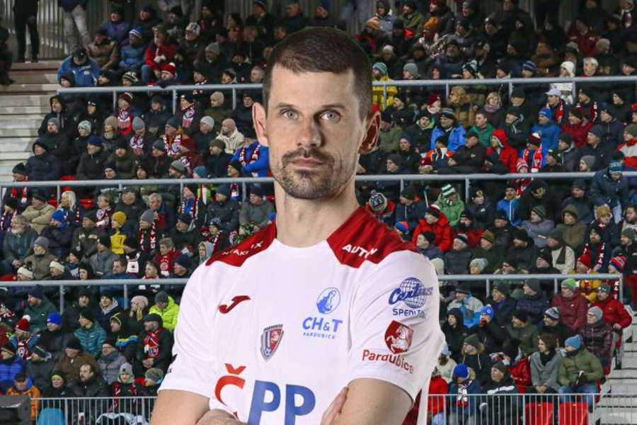 Je legendou Pardubic. O víkendu ale fandil soupeři. Od dětství jsem slávista, přiznává Jeřábek