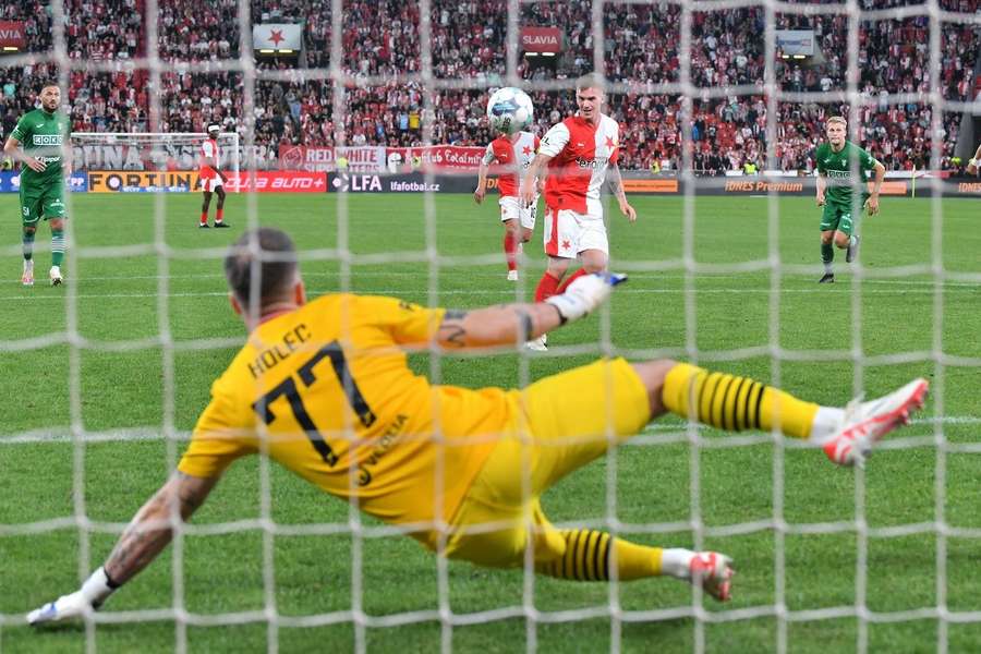 Slavia zahrávala v základní části FORTUNA:LIGY 10 pokutových kopů, nejvíc ze všech týmů.