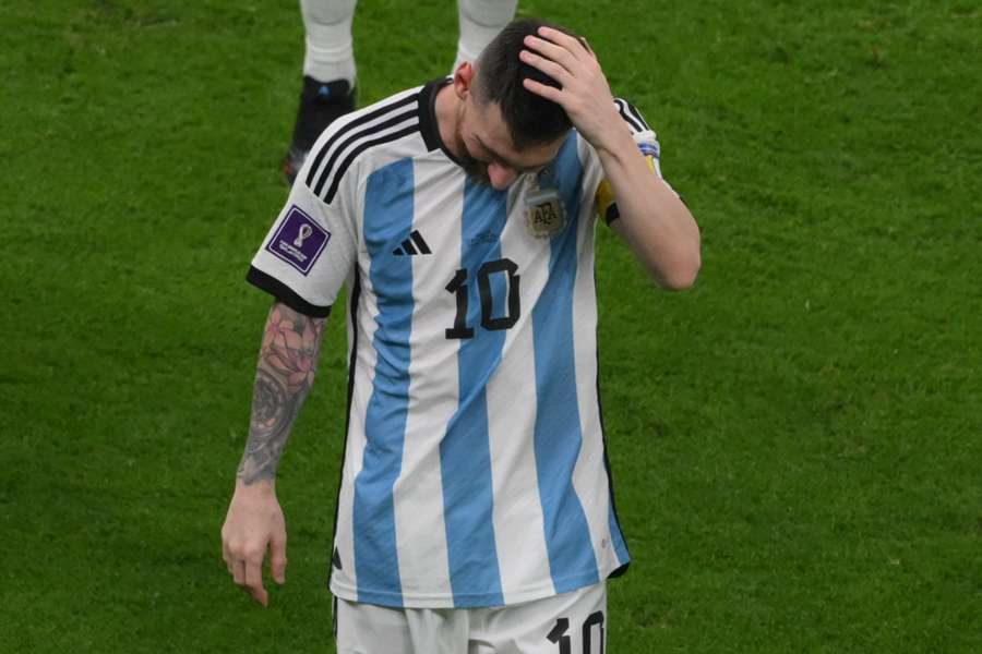 Argentinerne har ikke forgudet Messi som Maradona: De synes han har manglet kant Argentinerne har ikke forgudet Messi som Maradona: De synes han har manglet kant