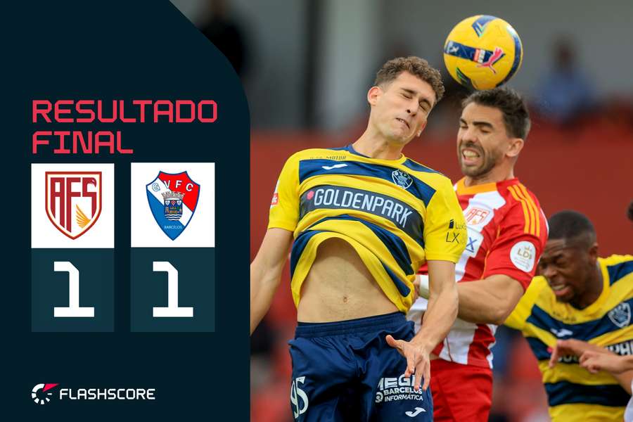 Santi García em duelo aéreo com Tomané Santi García em duelo aéreo com Tomané